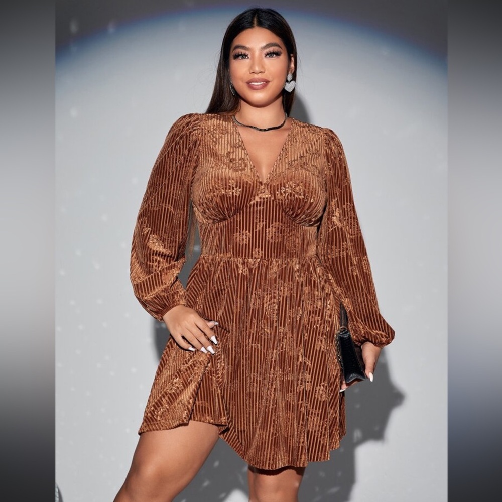 V-Neck Lantern Sleeve Velvet Dress